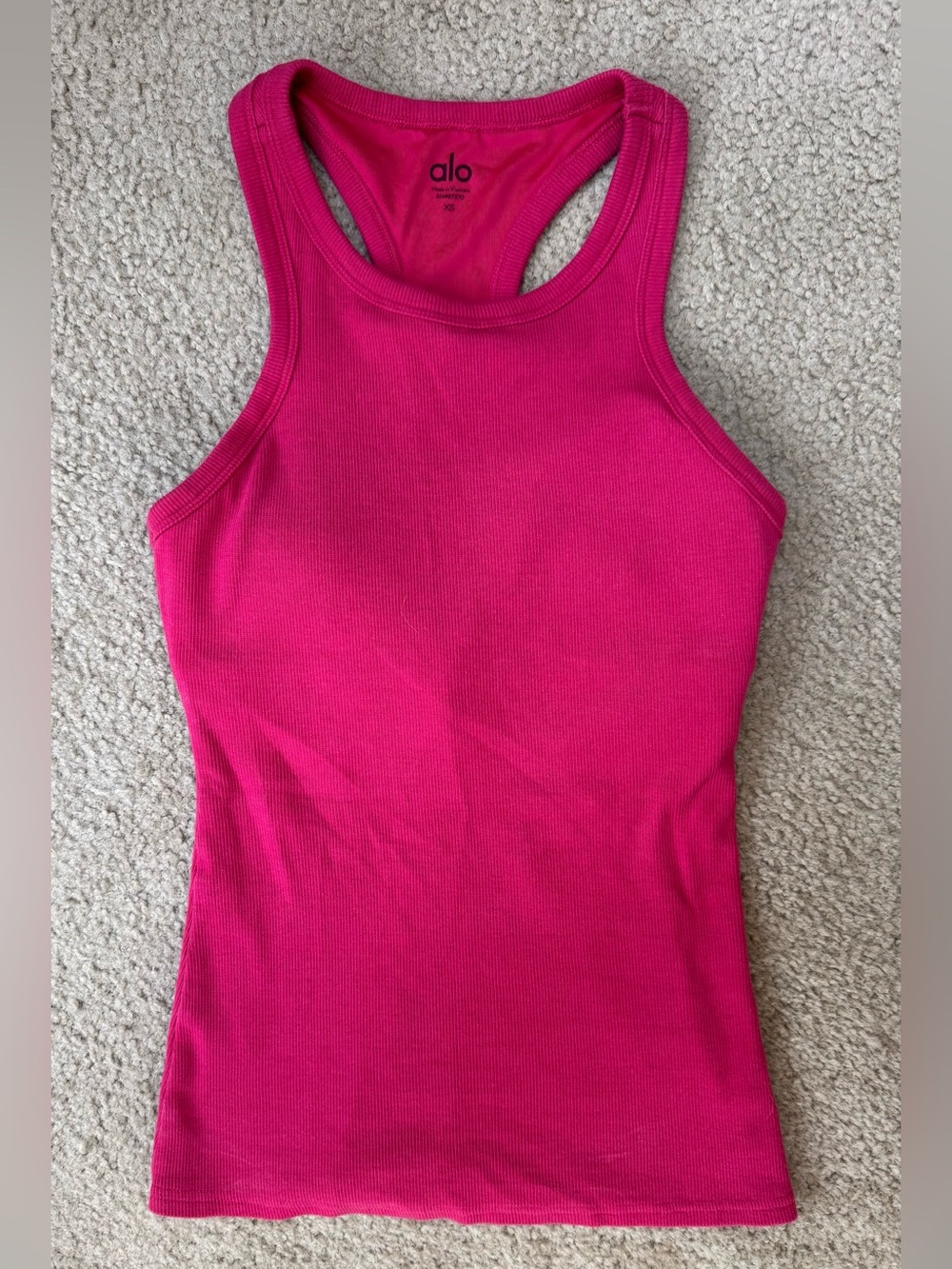 ALO Sz XS Yoga Bright Fuchsia Ribbed Racerback Tank